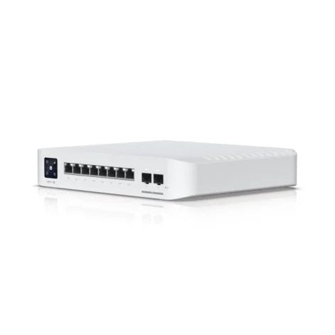 مفتاح UniFi Professional 8 PoE 8-port L3 مع PoE+ وPoE++