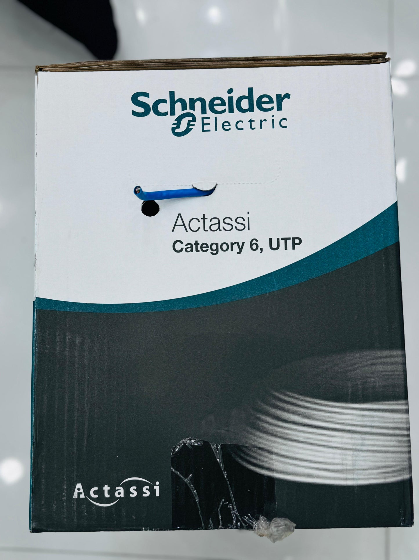 Schneider Cat6 UTP 4 Pair,24 AWG 305Mtr - Blue